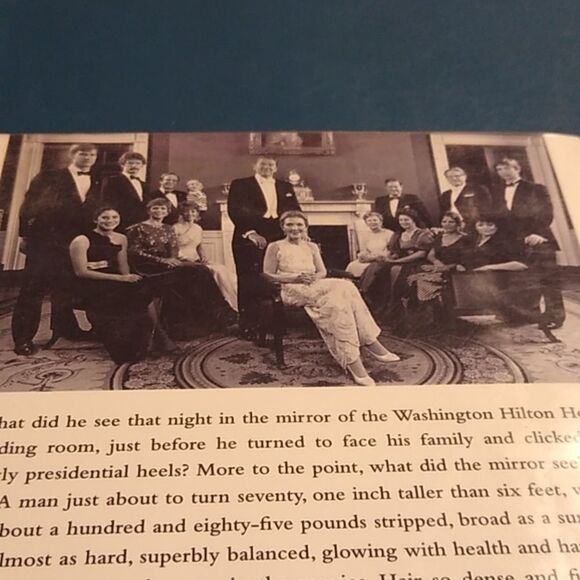 Dutch: A Memoir of Ronald Reagan by Edmund Morris - Picture 2 of 10